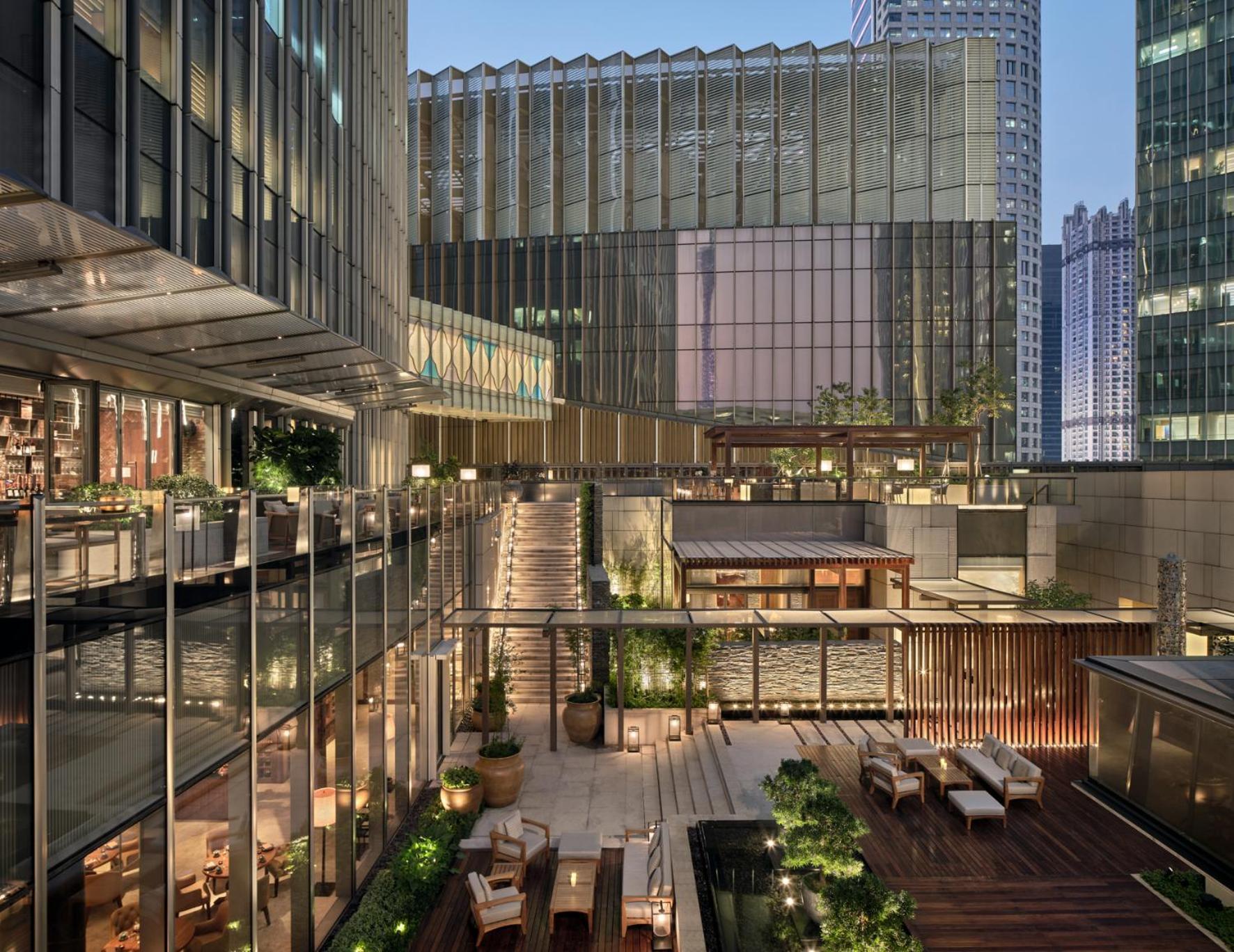 Rosewood Guangzhou, Enjoy Free Shuttle Bus Service Between The Hotel And The Canton Fair Complex During The Canton Fair Екстериор снимка